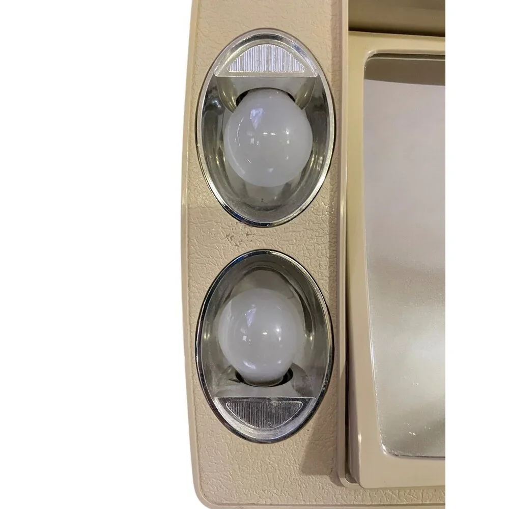 Vintage Mirror-Go-Lightly Lighted Makeup Mirror with Travel Case Used - Picture 9 of 16
